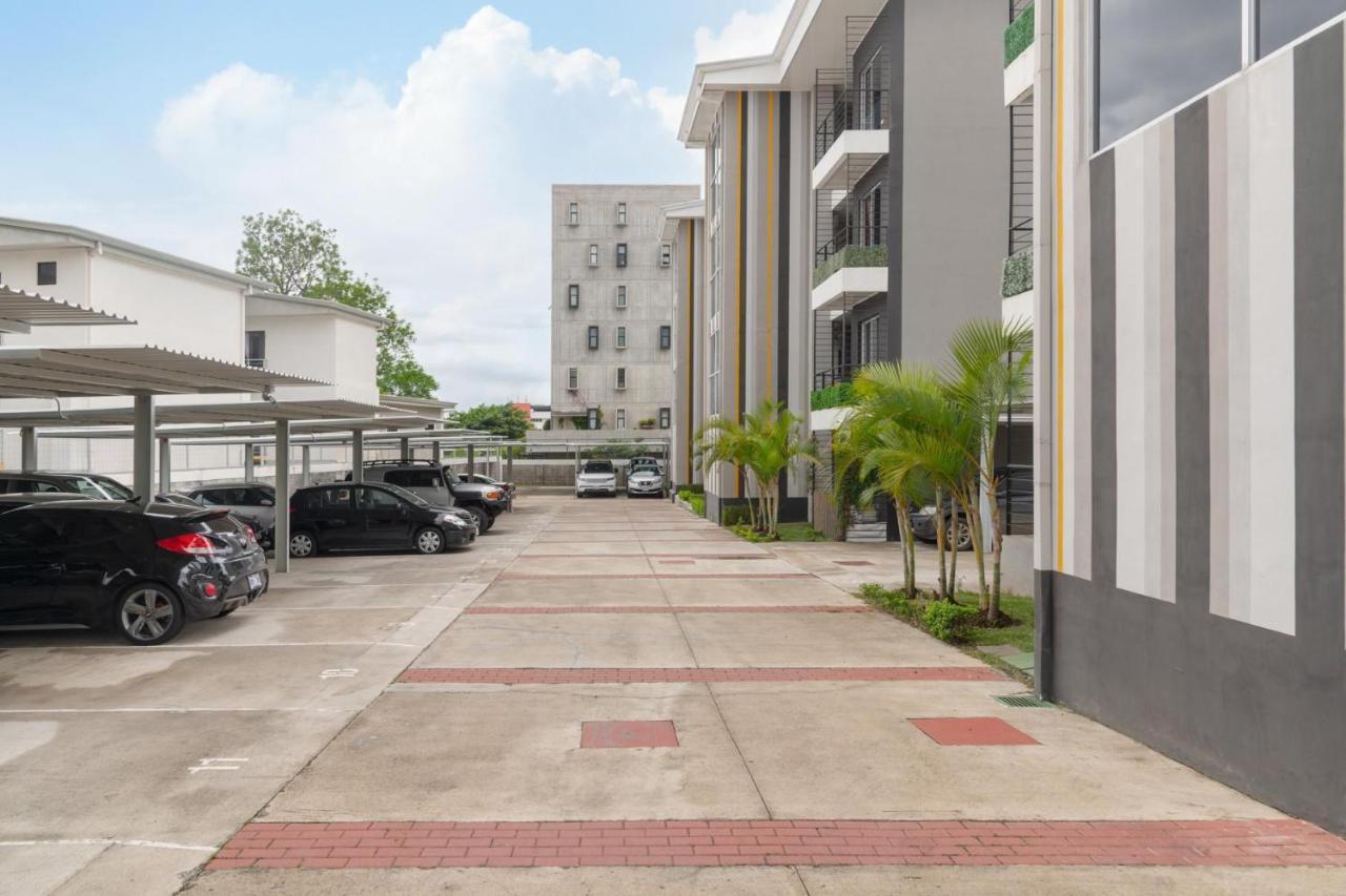 Boulevard Park Apto #27 - 2Bdrm - Selena Segura Heredia Luaran gambar