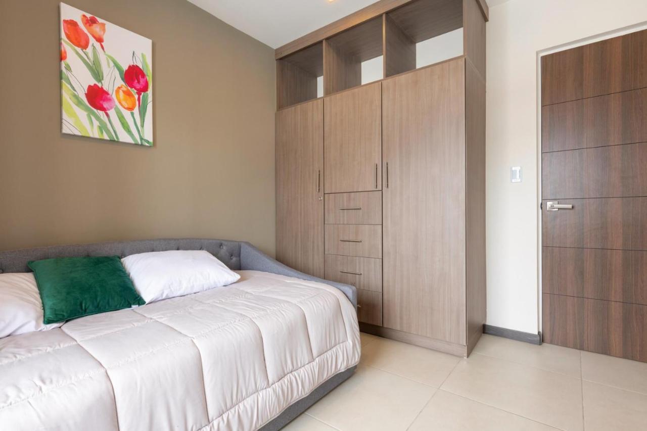 Boulevard Park Apto #27 - 2Bdrm - Selena Segura Heredia Luaran gambar
