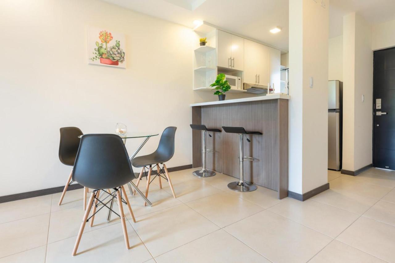 Boulevard Park Apto #27 - 2Bdrm - Selena Segura Heredia Luaran gambar