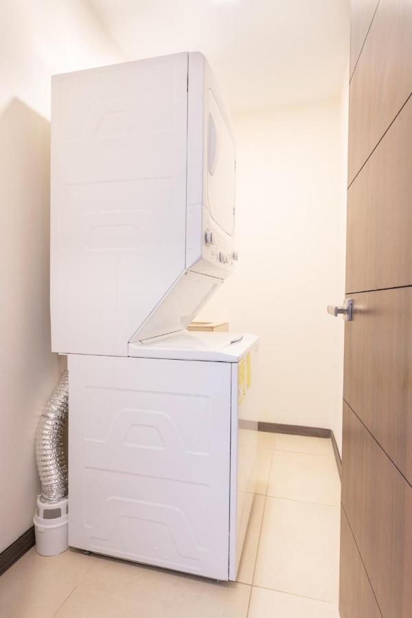 Boulevard Park Apto #27 - 2Bdrm - Selena Segura Heredia Luaran gambar